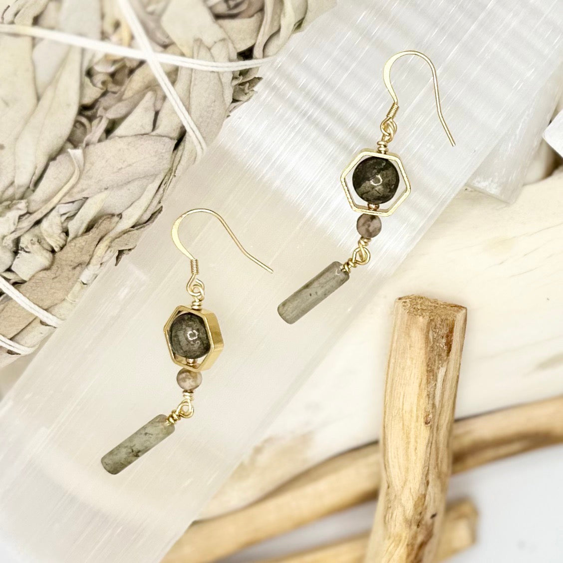 SPELL EARRINGS: Willpower + Fortitude