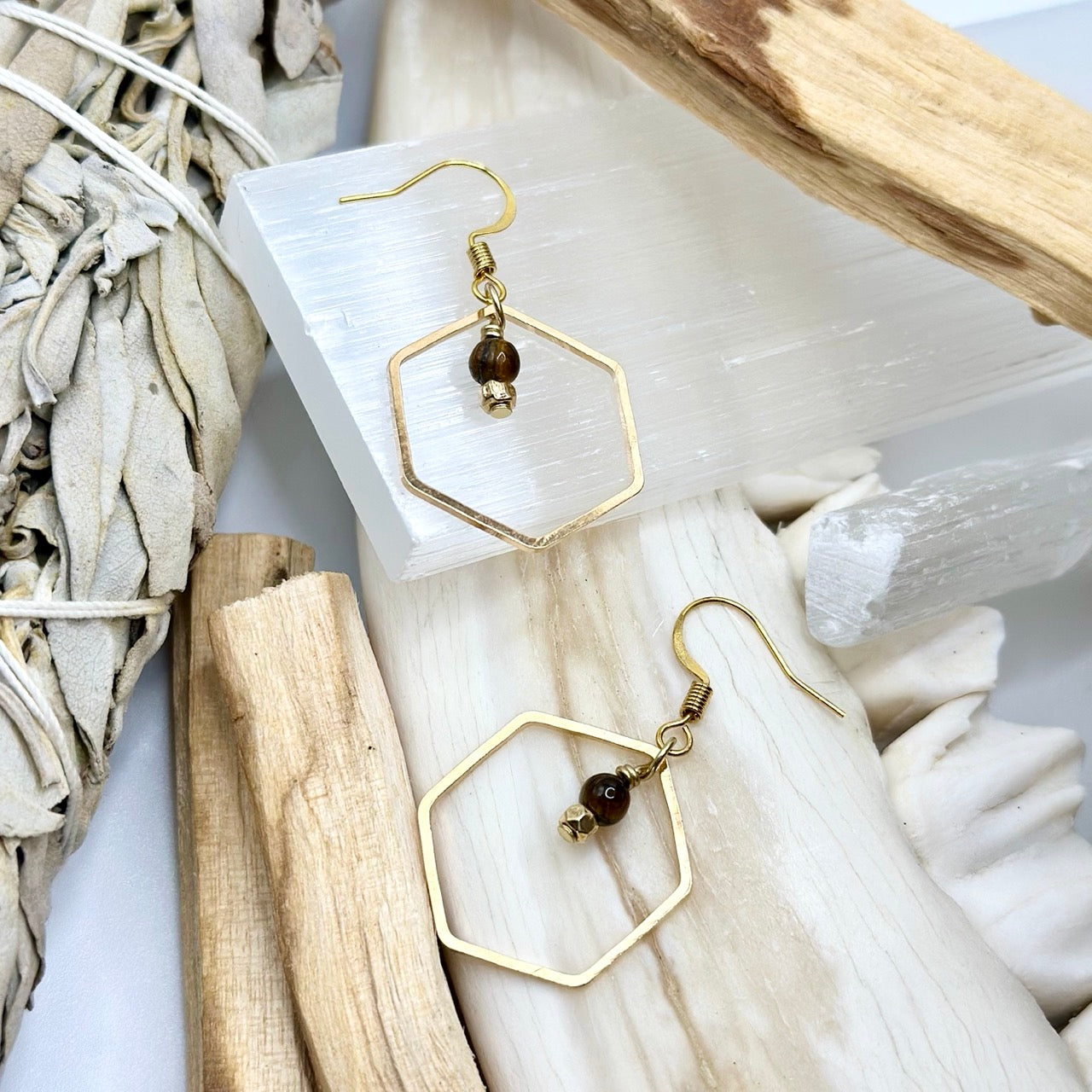 SPELL EARRINGS: Confidence
