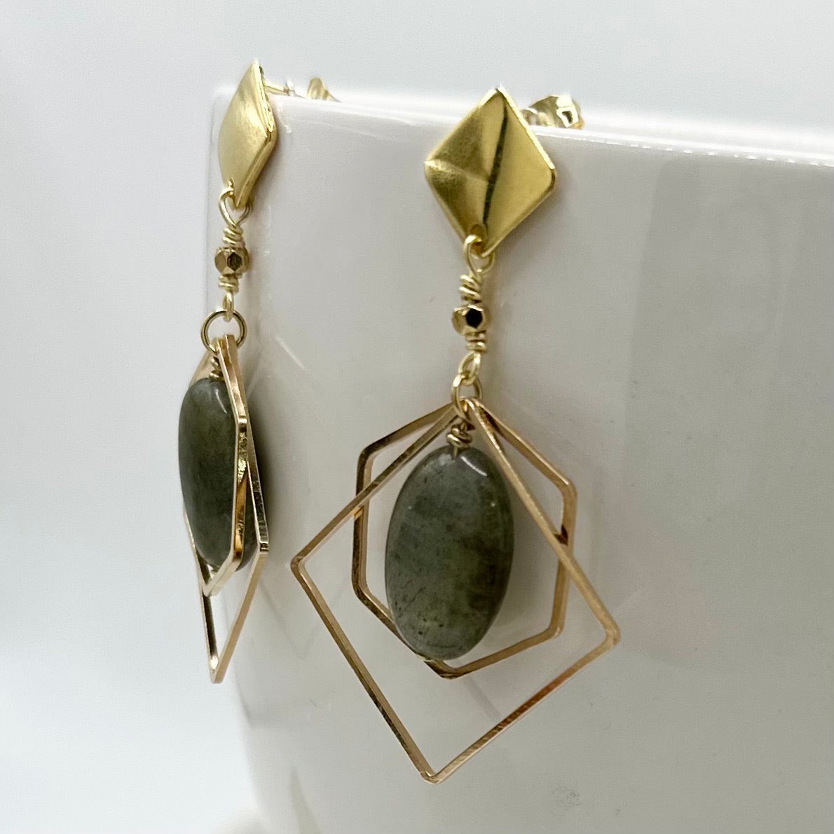 SPELL EARRINGS: Spellcasting